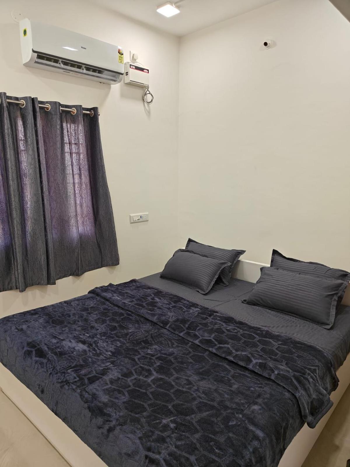 Thirunallar Heaven Homes Tirunallar Exterior photo